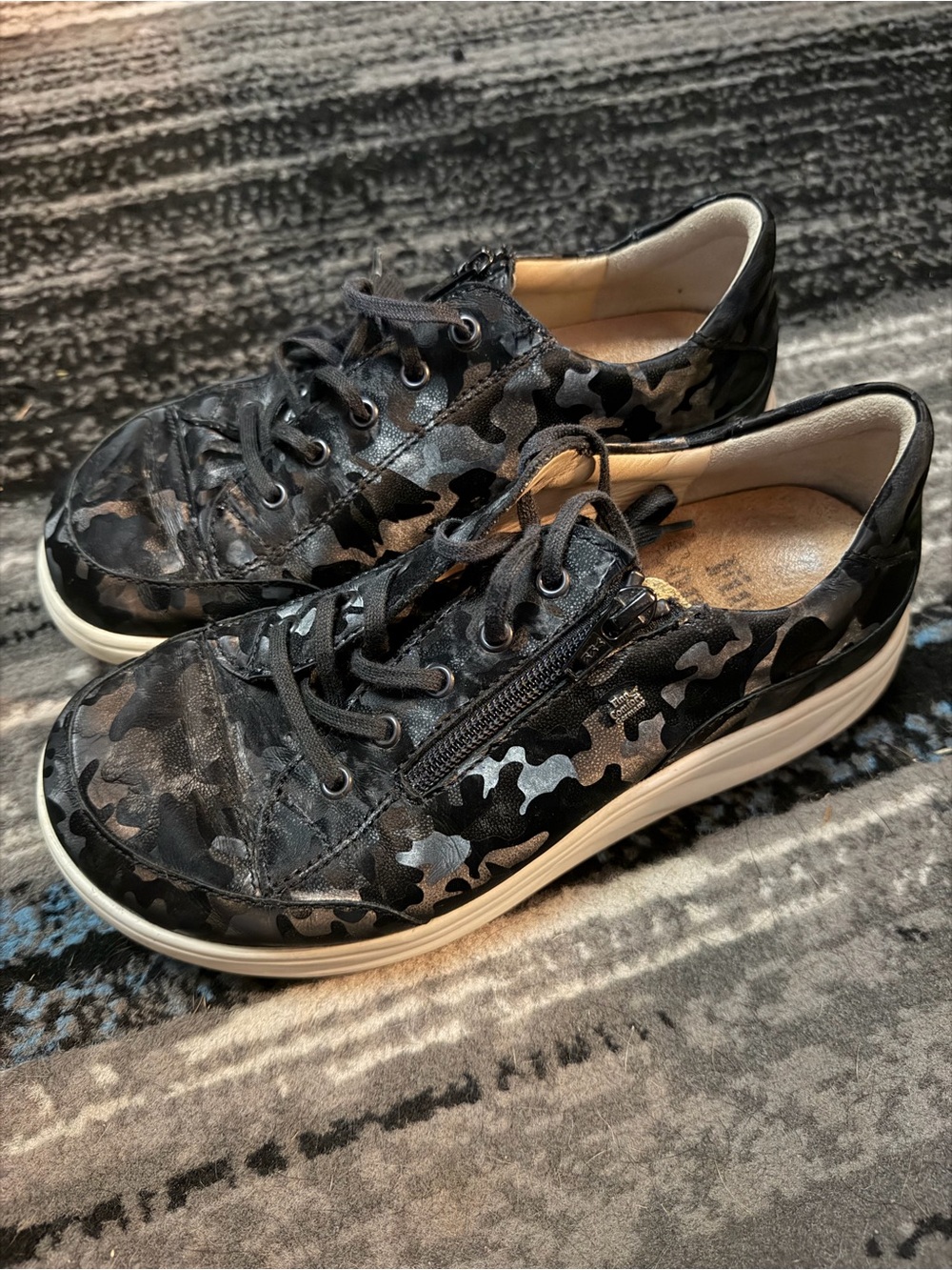 Finn Comfort Black & Gray Camo Lace-Up Zip Shoes UK 4.5  US 7